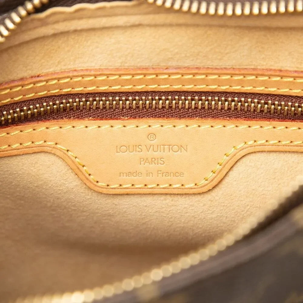 Louis Vuitton Looping MM Shoulder Bag